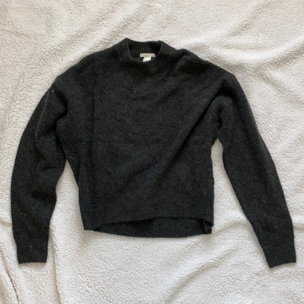 black fluffy H&M sweater